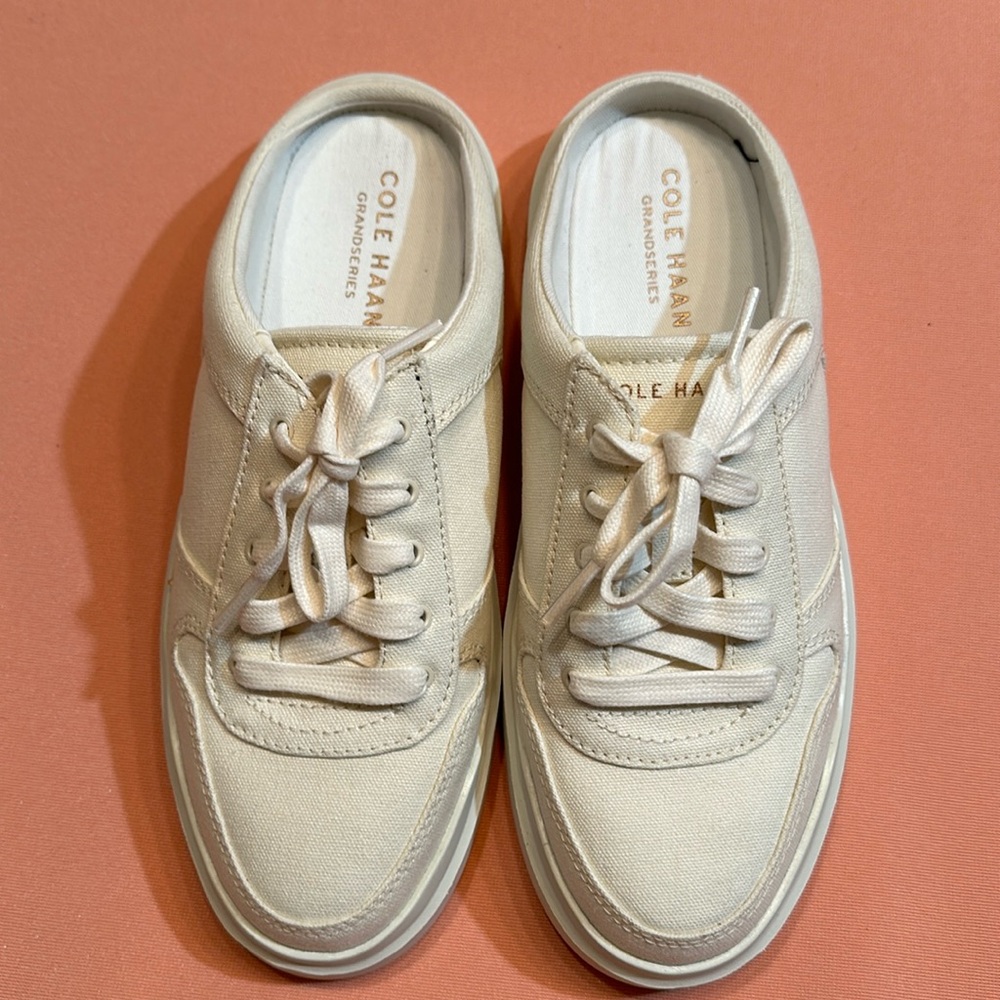 New Cole Haan Canvas Shoes. Size 7.5